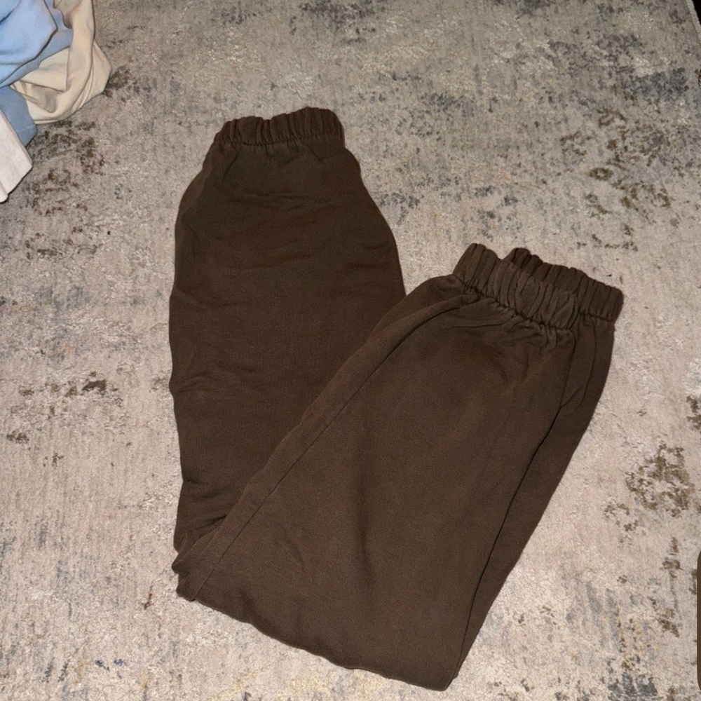 Brandy Melville Rosa sweatpants